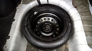 Used 2014 Hyundai Verna [2011-2015] Fluidic 1.6 CRDi SX Diesel Manual tyres SPARE TYRE VIEW