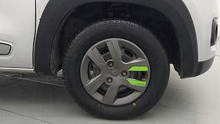 Used 2017 Renault Kwid [2015-2019] 1.0 RXL AMT Petrol Automatic tyres RIGHT FRONT TYRE RIM VIEW