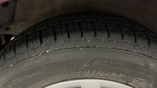 Used 2016 hyundai i10 Sportz 1.1 Petrol Petrol Manual tyres RIGHT REAR TYRE TREAD VIEW
