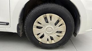 Used 2020 maruti-suzuki Dzire VXI Petrol Manual tyres RIGHT FRONT TYRE RIM VIEW