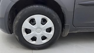 Used 2014 Maruti Suzuki Ritz [2012-2017] Vxi Petrol Manual tyres LEFT FRONT TYRE RIM VIEW