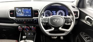 Used 2021 Hyundai Venue [2019-2022] SX Plus 1.0 Turbo DCT Dual Tone Petrol Automatic interior STEERING VIEW