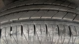 Used 2013 Hyundai i20 [2012-2014] Asta 1.4 CRDI Diesel Manual tyres LEFT REAR TYRE TREAD VIEW