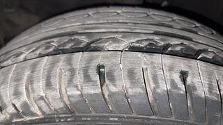Used 2014 Honda Amaze [2013-2016] 1.2 S AT i-VTEC Petrol Automatic tyres LEFT FRONT TYRE TREAD VIEW