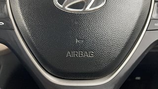 Used 2018 Hyundai Elite i20 [2018-2020] Sportz 1.4 CRDI Diesel Manual top_features Airbags