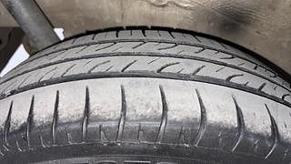 Used 2012 Maruti Suzuki Wagon R 1.0 [2010-2019] VXi Petrol Manual tyres RIGHT REAR TYRE TREAD VIEW
