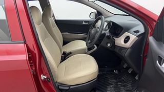 Used 2019 Hyundai Grand i10 [2017-2020] Sportz 1.2 Kappa VTVT Petrol Manual interior RIGHT SIDE FRONT DOOR CABIN VIEW