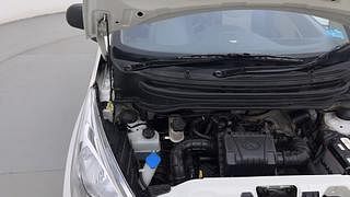 Used 2017 Hyundai Eon [2011-2018] Era + Petrol Manual engine ENGINE RIGHT SIDE HINGE & APRON VIEW