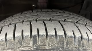 Used 2017 Maruti Suzuki Swift Dzire [2012-2017] ZDI Diesel Manual tyres RIGHT FRONT TYRE TREAD VIEW