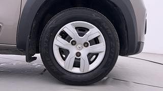 Used 2018 Renault Kwid [2017-2019] RXT 1.0 SCE Special Petrol Manual tyres RIGHT FRONT TYRE RIM VIEW