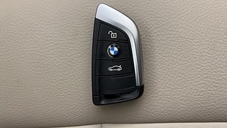 Used 2020 BMW X1 [2016-2020] sDrive20i xLine Petrol Automatic extra CAR KEY VIEW