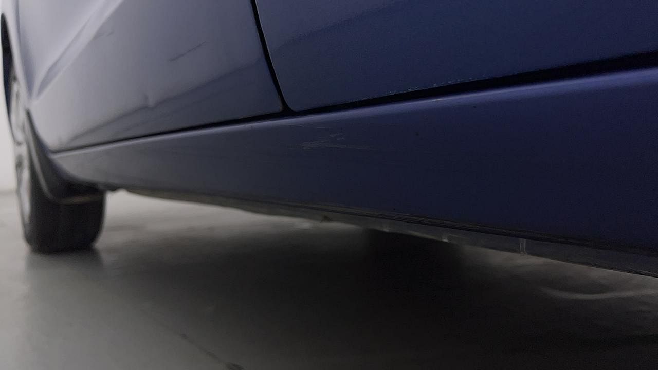 Used 2017 Maruti Suzuki Baleno [2015-2019] Delta Petrol Petrol Manual dents MINOR SCRATCH