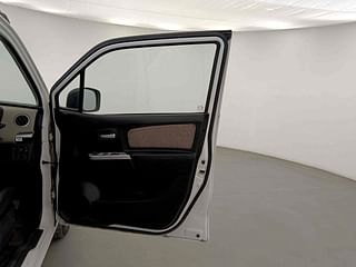 Used 2014 Maruti Suzuki Wagon R 1.0 [2010-2019] VXi Petrol Manual interior RIGHT FRONT DOOR OPEN VIEW