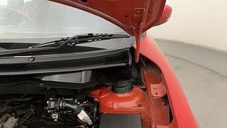 Used 2019 Maruti Suzuki Swift [2017-2021] ZXI Petrol Manual engine ENGINE LEFT SIDE HINGE & APRON VIEW
