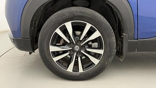 Used 2019 Nissan Kicks [2018-2020] XV Premium Diesel Diesel Manual tyres LEFT FRONT TYRE RIM VIEW