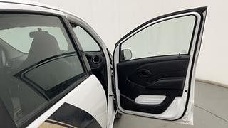 Used 2018 Datsun Redi-GO [2015-2019] T(O) 1.0 Petrol Manual interior RIGHT FRONT DOOR OPEN VIEW