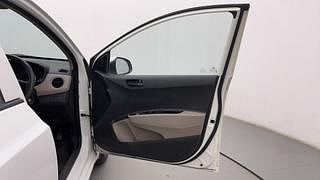 Used 2014 Hyundai Grand i10 [2013-2017] Magna 1.2 Kappa VTVT Petrol Manual interior RIGHT FRONT DOOR OPEN VIEW