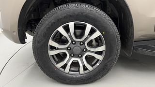 Used 2019 Ford Endeavour [2018-2020] Titanium Plus 3.2 4x4 AT Diesel Automatic tyres LEFT FRONT TYRE RIM VIEW