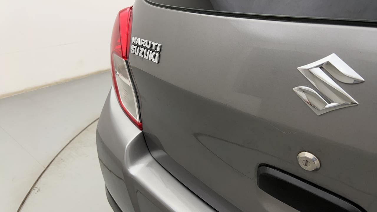 Used 2017 Maruti Suzuki Celerio VXI (O) Petrol Manual dents MINOR SCRATCH