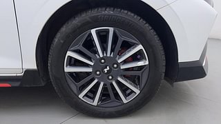 Used 2021 Hyundai i20 N Line N8 1.0 Turbo DCT Petrol Automatic tyres RIGHT FRONT TYRE RIM VIEW