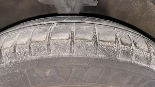 Used 2011 Hyundai i10 [2010-2016] Sportz 1.2 Petrol Petrol Manual tyres LEFT FRONT TYRE TREAD VIEW