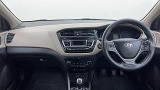 Used 2014 Hyundai Elite i20 [2014-2018] Sportz 1.2 Petrol Manual interior DASHBOARD VIEW