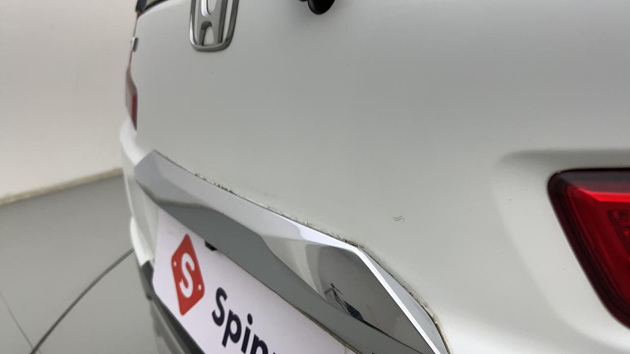 Used 2018 Honda WR-V [2017-2020] VX i-VTEC Petrol Manual dents MINOR SCRATCH