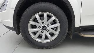 Used 2016 Mahindra XUV500 [2015-2018] W10 FWD AT 1.99 Diesel Automatic tyres LEFT FRONT TYRE RIM VIEW