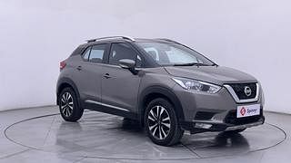 Used 2021 Nissan Kicks XV Petrol Petrol Manual exterior RIGHT FRONT CORNER VIEW