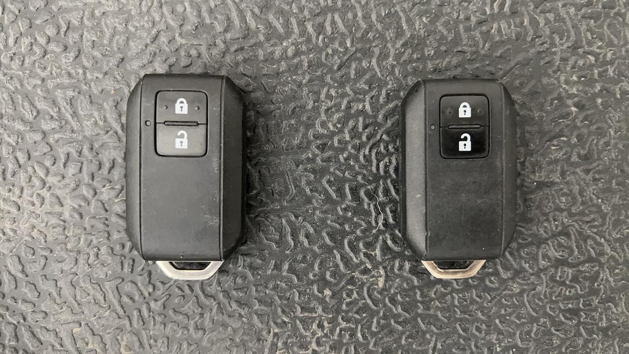 Used 2021 Maruti Suzuki Ignis Zeta AMT Petrol Petrol Automatic extra CAR KEY VIEW