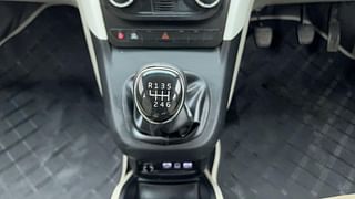 Used 2018 Mahindra Marazzo M8 Diesel Manual interior GEAR  KNOB VIEW