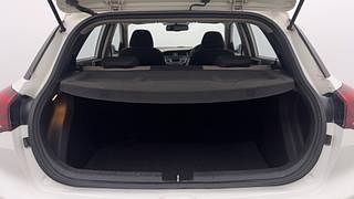 Used 2016 Hyundai Elite i20 [2014-2018] Asta 1.4 CRDI Diesel Manual interior DICKY INSIDE VIEW