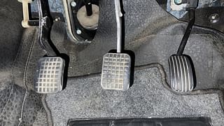 Used 2018 Tata Hexa [2016-2020] XM Diesel Manual interior PEDALS VIEW