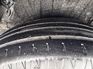Used 2014 Hyundai i20 [2012-2014] Asta 1.4 CRDI Diesel Manual tyres RIGHT REAR TYRE TREAD VIEW