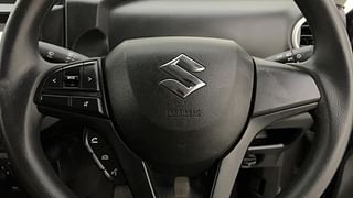 Used 2020 Maruti Suzuki S-Presso VXI+ Petrol Manual top_features Steering mounted controls