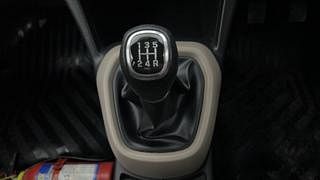 Used 2017 Hyundai Grand i10 [2017-2020] Sportz (O) 1.2 kappa VTVT CNG (Outside Fitted) Petrol+cng Manual interior GEAR  KNOB VIEW