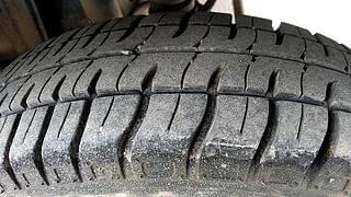 Used 2013 Maruti Suzuki Alto 800 [2012-2016] Lxi Petrol Manual tyres LEFT REAR TYRE TREAD VIEW