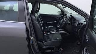 Used 2017 Maruti Suzuki Baleno [2015-2019] Zeta AT Petrol Petrol Automatic interior RIGHT SIDE FRONT DOOR CABIN VIEW