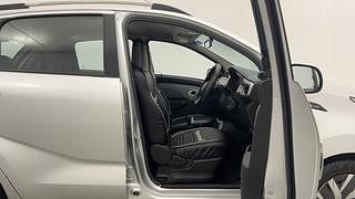 Used 2021 Datsun Redi-GO [2020-2022] T(O) 1.0 Petrol Manual interior RIGHT SIDE FRONT DOOR CABIN VIEW