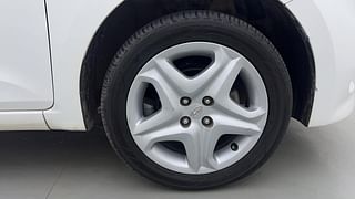 Used 2017 Hyundai Elite i20 [2014-2018] Asta 1.2 Petrol Manual tyres RIGHT FRONT TYRE RIM VIEW