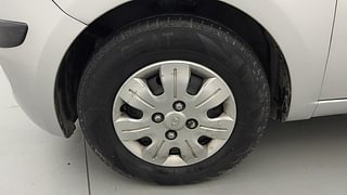 Used 2010 Hyundai i10 [2007-2010] Magna 1.2 Petrol Petrol Manual tyres LEFT FRONT TYRE RIM VIEW