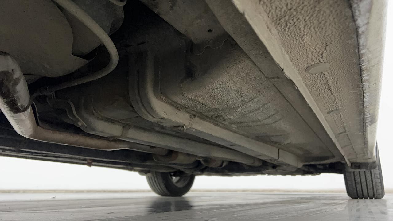 Used 2016 Hyundai Fluidic Verna 4S [2015-2018] 1.6 VTVT SX AT Petrol Automatic extra REAR RIGHT UNDERBODY VIEW