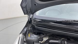 Used 2017 Hyundai Grand i10 [2017-2020] Magna 1.2 CRDi Diesel Manual engine ENGINE RIGHT SIDE HINGE & APRON VIEW