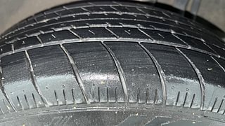 Used 2014 Nissan Sunny [2011-2014] XV Petrol Manual tyres LEFT REAR TYRE TREAD VIEW