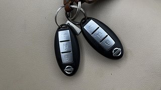 Used 2014 Nissan Sunny [2011-2014] XV Petrol Manual extra CAR KEY VIEW