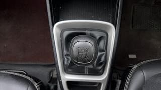 Used 2020 Hyundai Venue [2019-2022] S 1.2 Petrol Manual interior GEAR  KNOB VIEW