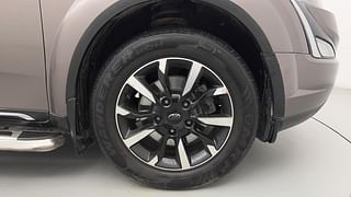 Used 2018 Mahindra XUV500 [2018-2020] W11 Diesel Manual tyres RIGHT FRONT TYRE RIM VIEW