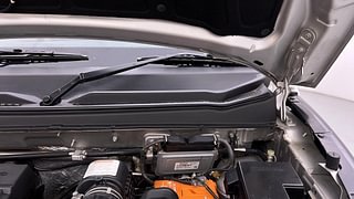 Used 2018 Mahindra KUV100 NXT K6+ 6 STR Petrol Manual engine ENGINE LEFT SIDE HINGE & APRON VIEW