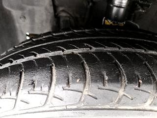Used 2019 Datsun Go Plus [2019-2022] T Petrol Manual tyres LEFT FRONT TYRE TREAD VIEW