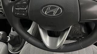 Used 2020 Hyundai Grand i10 Nios Asta 1.2 Kappa VTVT Petrol Manual top_features Airbags